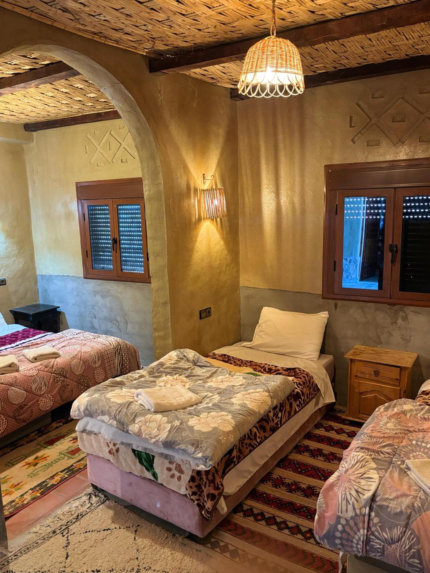 Auberge Restaurant Afoud Agoudal Quarto foto